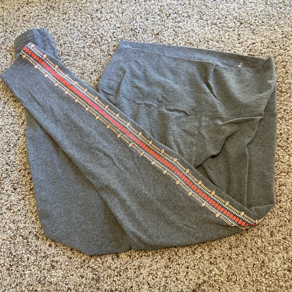 Aerie Leggings with Orange Pattern